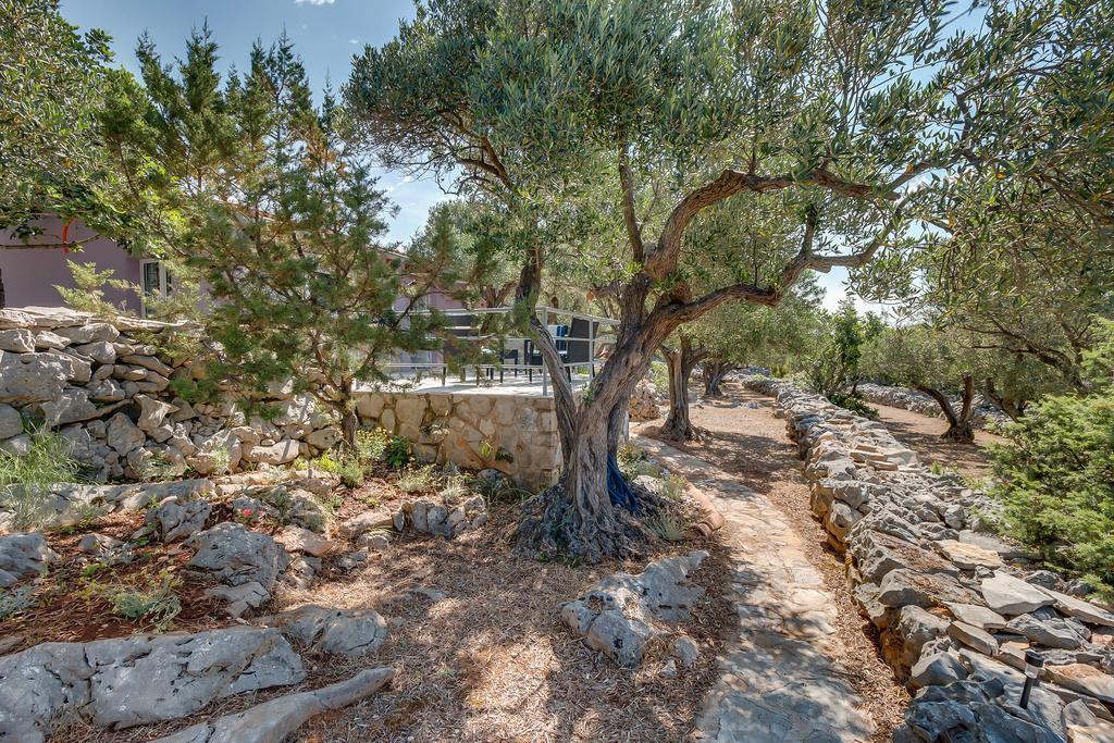 Holiday Home Nikol Veli Losinj Ngoại thất bức ảnh