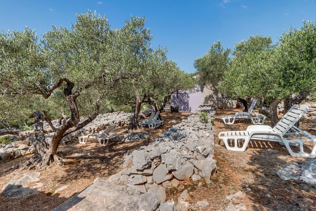 Holiday Home Nikol Veli Losinj Ngoại thất bức ảnh