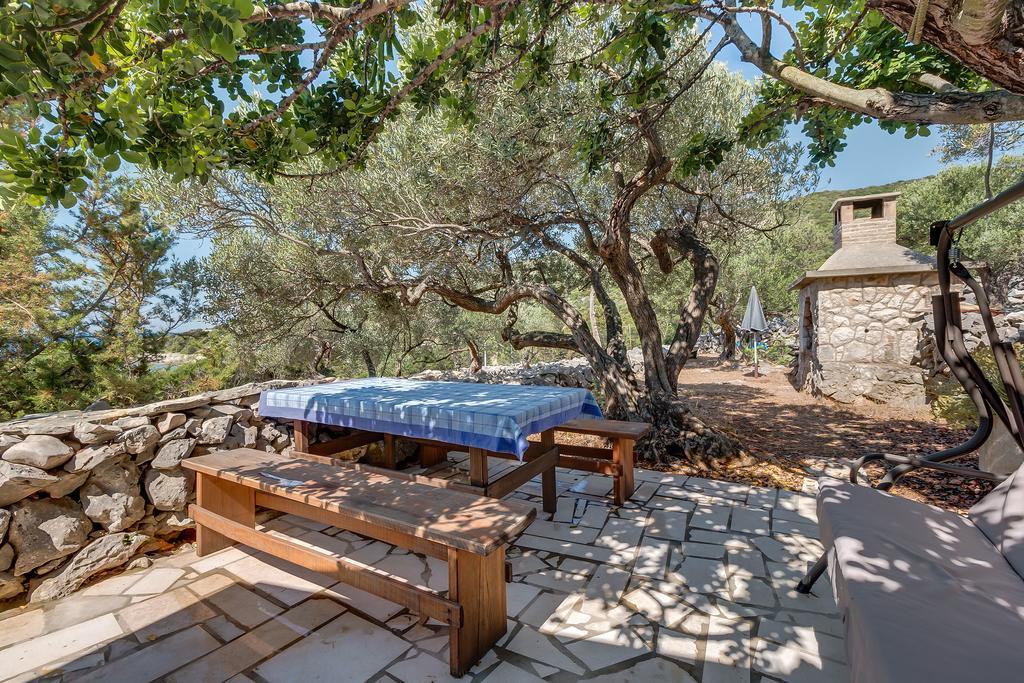 Holiday Home Nikol Veli Losinj Ngoại thất bức ảnh
