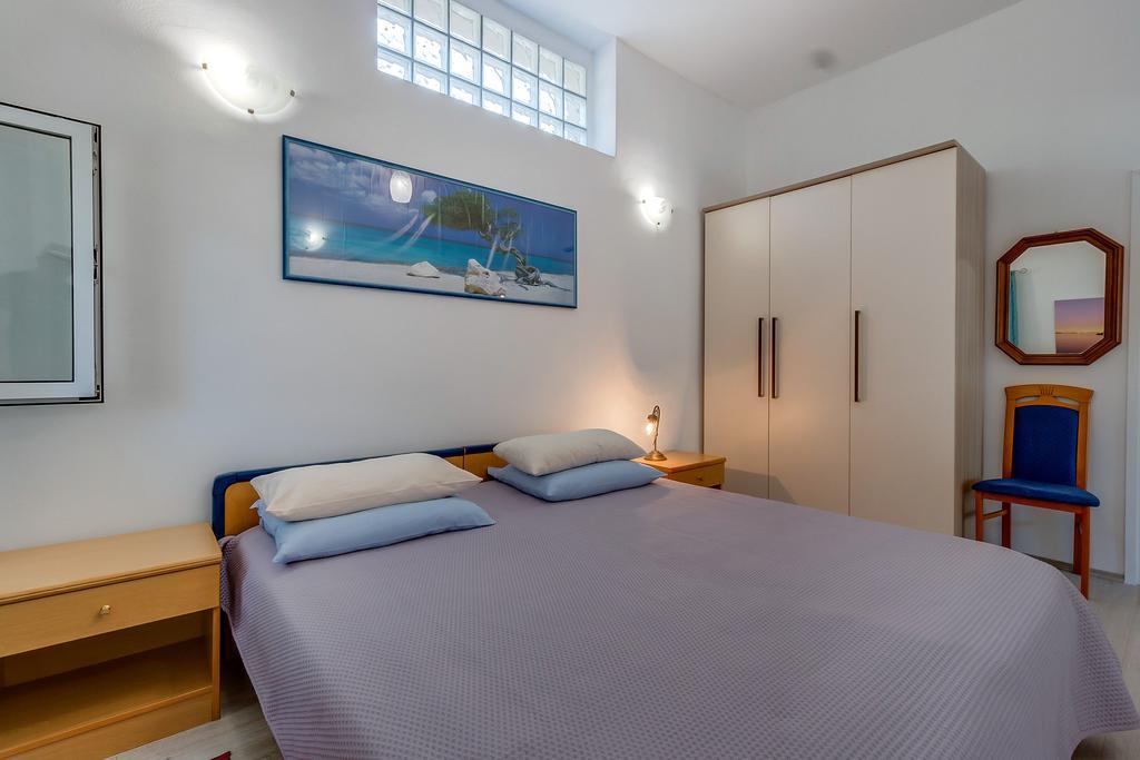 Holiday Home Nikol Veli Losinj Ngoại thất bức ảnh