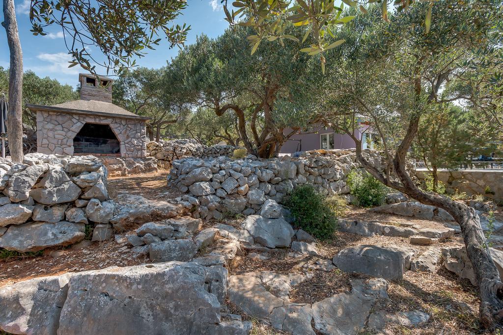 Holiday Home Nikol Veli Losinj Ngoại thất bức ảnh