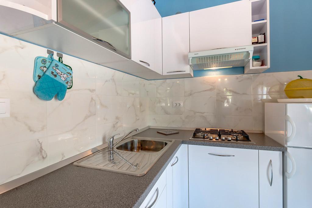 Holiday Home Nikol Veli Losinj Ngoại thất bức ảnh